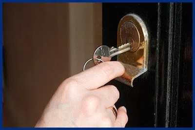 Advantage Locksmith Store Kansas City, MO 816-425-3483 - 7-door-unlock
